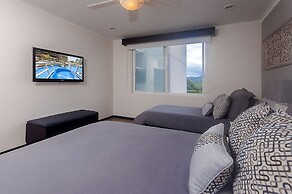 The Palms by Dream Makers