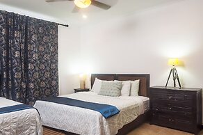 The Palms by Dream Makers