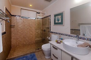 The Palms by Dream Makers