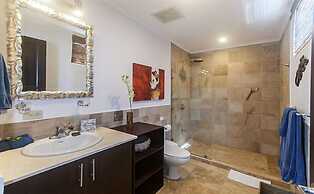 The Palms by Dream Makers