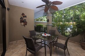 Monte Rey by Dream Makers