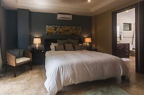 Monte Rey by Dream Makers