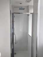 Great Location 2 Bed West End Flat