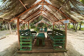 Playa 506 Beachfront Hostel