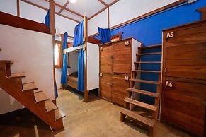 Playa 506 Beachfront Hostel