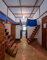 Playa 506 Beachfront Hostel