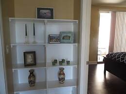 2 Bed 2 Bath in Studio City