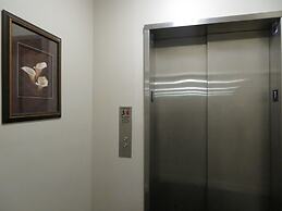 2 Bed 2 Bath in Studio City