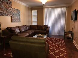 2 Bed 2 Bath in Studio City