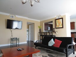 2 Bed 2 Bath in Studio City