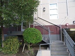 2 Bed 2 Bath in Studio City