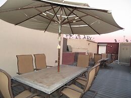 2 Bed 2 Bath in Studio City