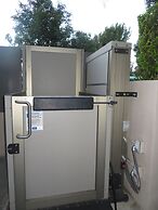 2 Bed 2 Bath in Studio City