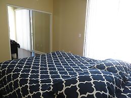 2 Bed 2 Bath in Studio City