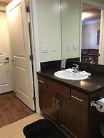 2 Bed 2 Bath in Studio City