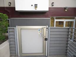 2 Bed 2 Bath in Studio City