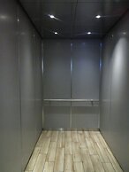 2 Bed 2 Bath in Studio City