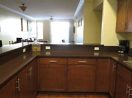 2 Bed 2 Bath in Studio City