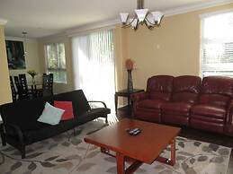 2 Bed 2 Bath in Studio City