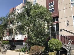 2 Bed 2 Bath in Studio City