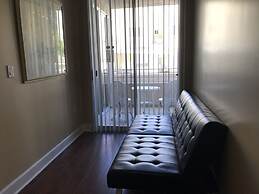 2 Bed 2 Bath in Studio City