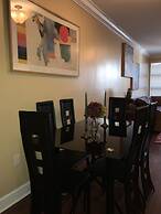 2 Bed 2 Bath in Studio City