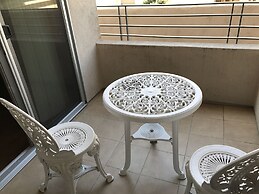 2 Bed 2 Bath in Studio City