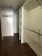 2 Bed 2 Bath in Studio City