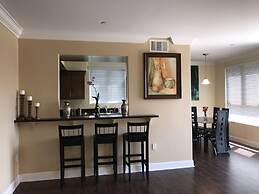 2 Bed 2 Bath in Studio City