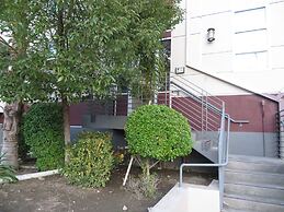 2 Bed 2 Bath in Studio City