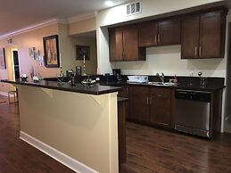 2 Bed 2 Bath in Studio City