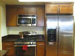 2 Bed 2 Bath in Studio City