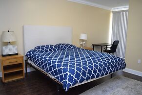 2 Bed 2 Bath in Studio City