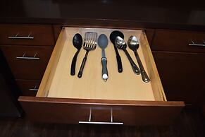 2 Bed 2 Bath in Studio City