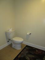 2 Bed 2 Bath in Studio City