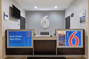 Motel 6 Texas City, TX - I-45 South