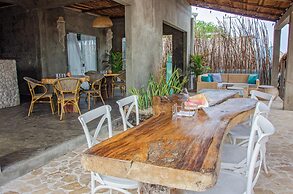 Namaste Beach Club & Hotel