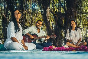 Namaste Beach Club & Hotel