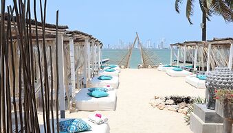 Namaste Beach Club & Hotel