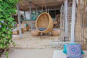 Namaste Beach Club & Hotel