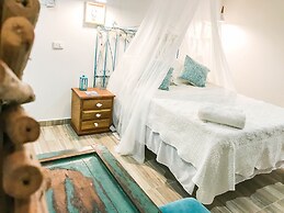 Namaste Beach Club & Hotel