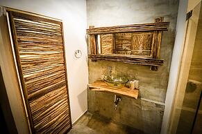 Namaste Beach Club & Hotel