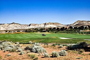 Luxury At The Ledges