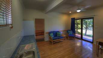 Leanda Lei - Lord Howe Island