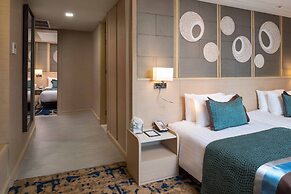 Solitaire Bangkok Sukhumvit 11