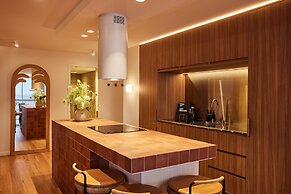 Burleigh Beach Tower