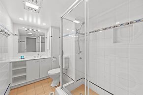 Burleigh Beach Tower