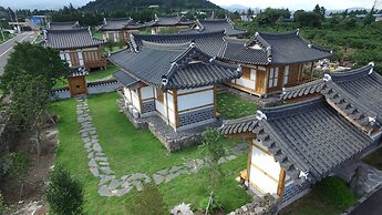 Canopus Resort Pension