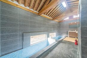 Canopus Resort Pension