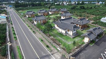 Canopus Resort Pension